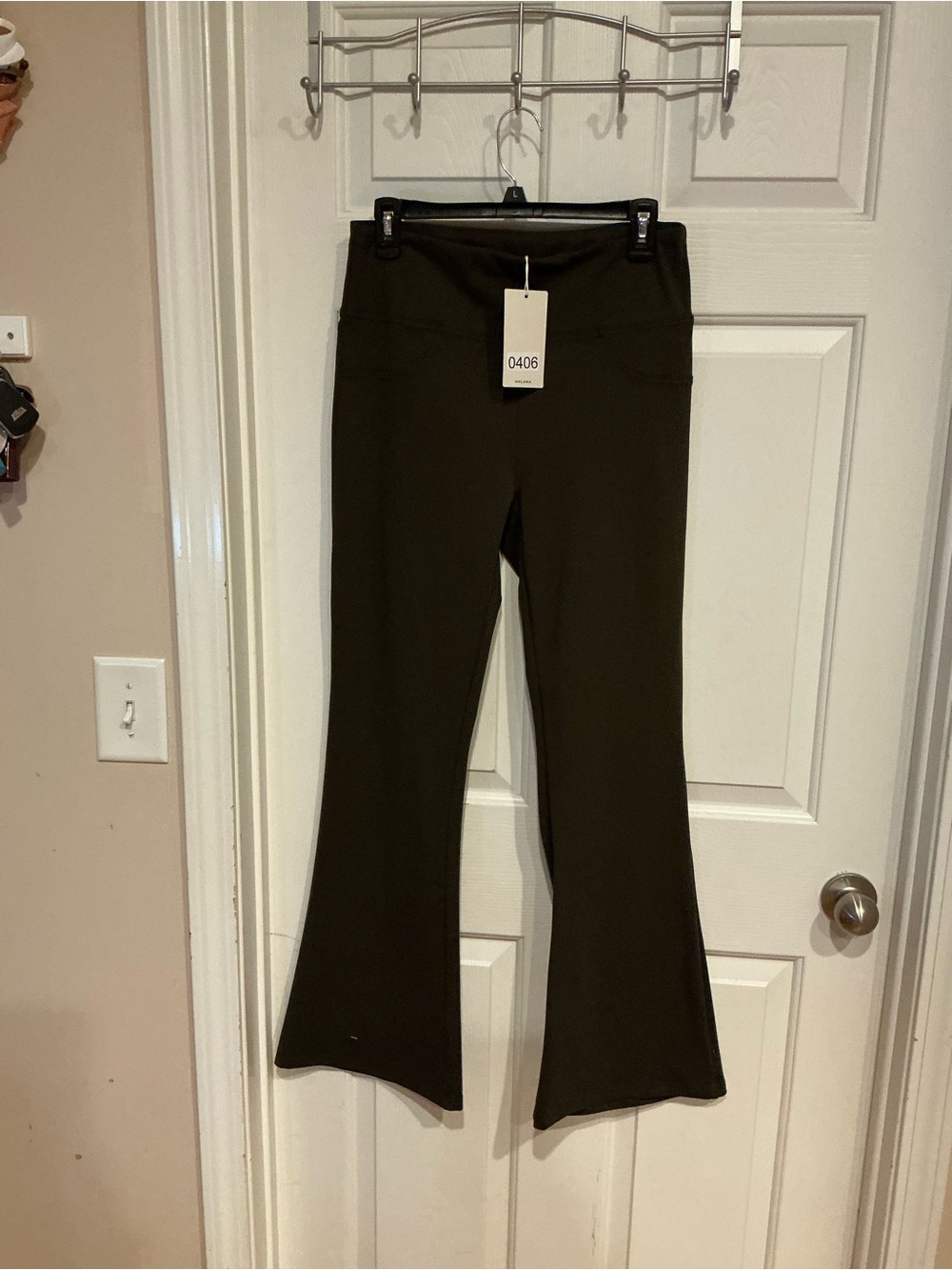 HALARA Dark Olive Flare Yoga Pants